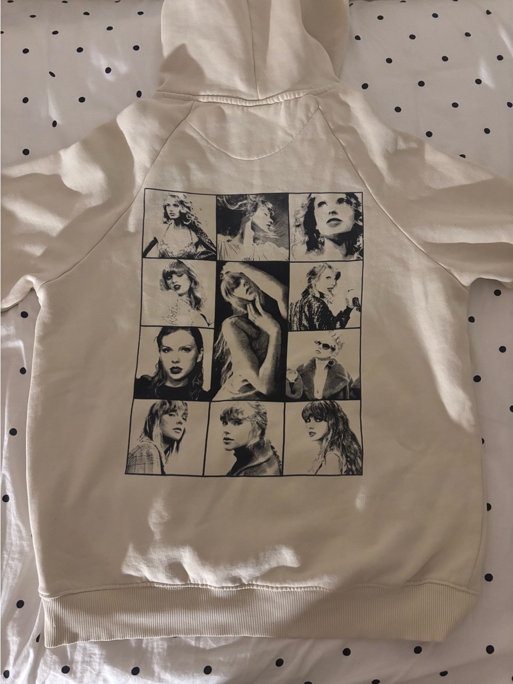 Taylor Swift Eras Tour Hoodie Sweatshirt with Back Graphic Size XS